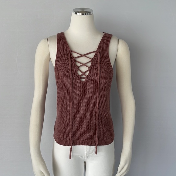 Love Tree Tops - NWOT Love Tree Knit Tank Lace up Small